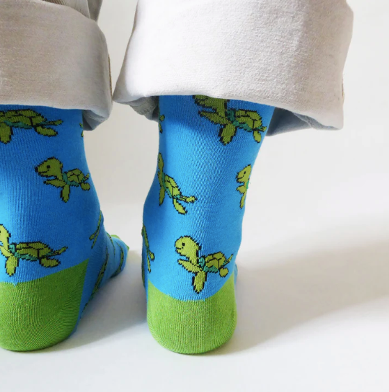 Save the Turtles Bamboo Socks, Adult size UK 4-7
