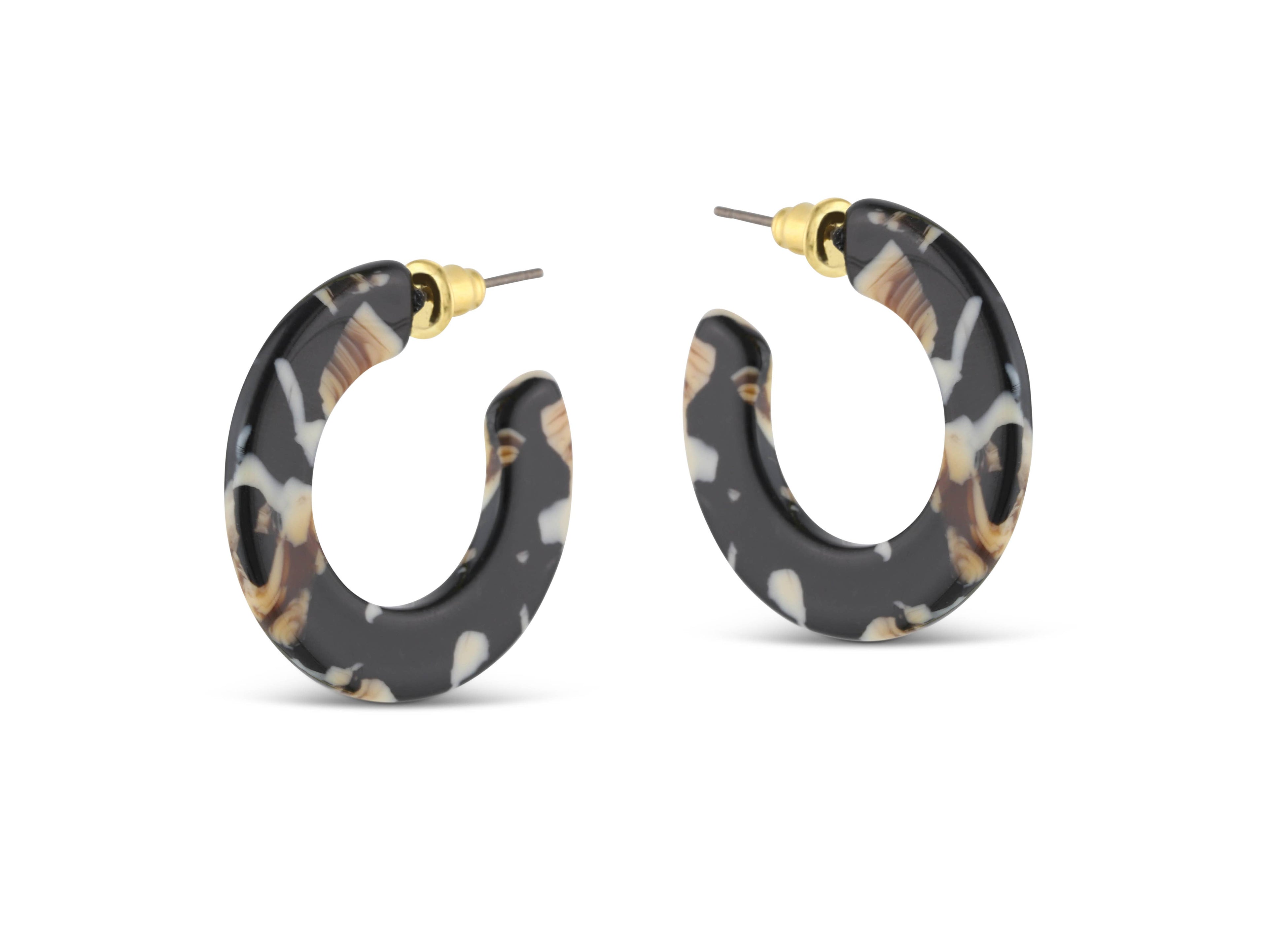 FLAT TINY CUT RESIN HOOPS