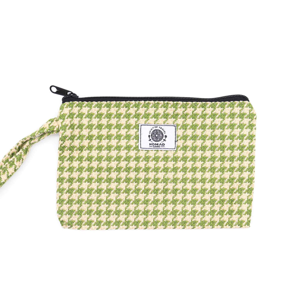 TRAVEL POUCH