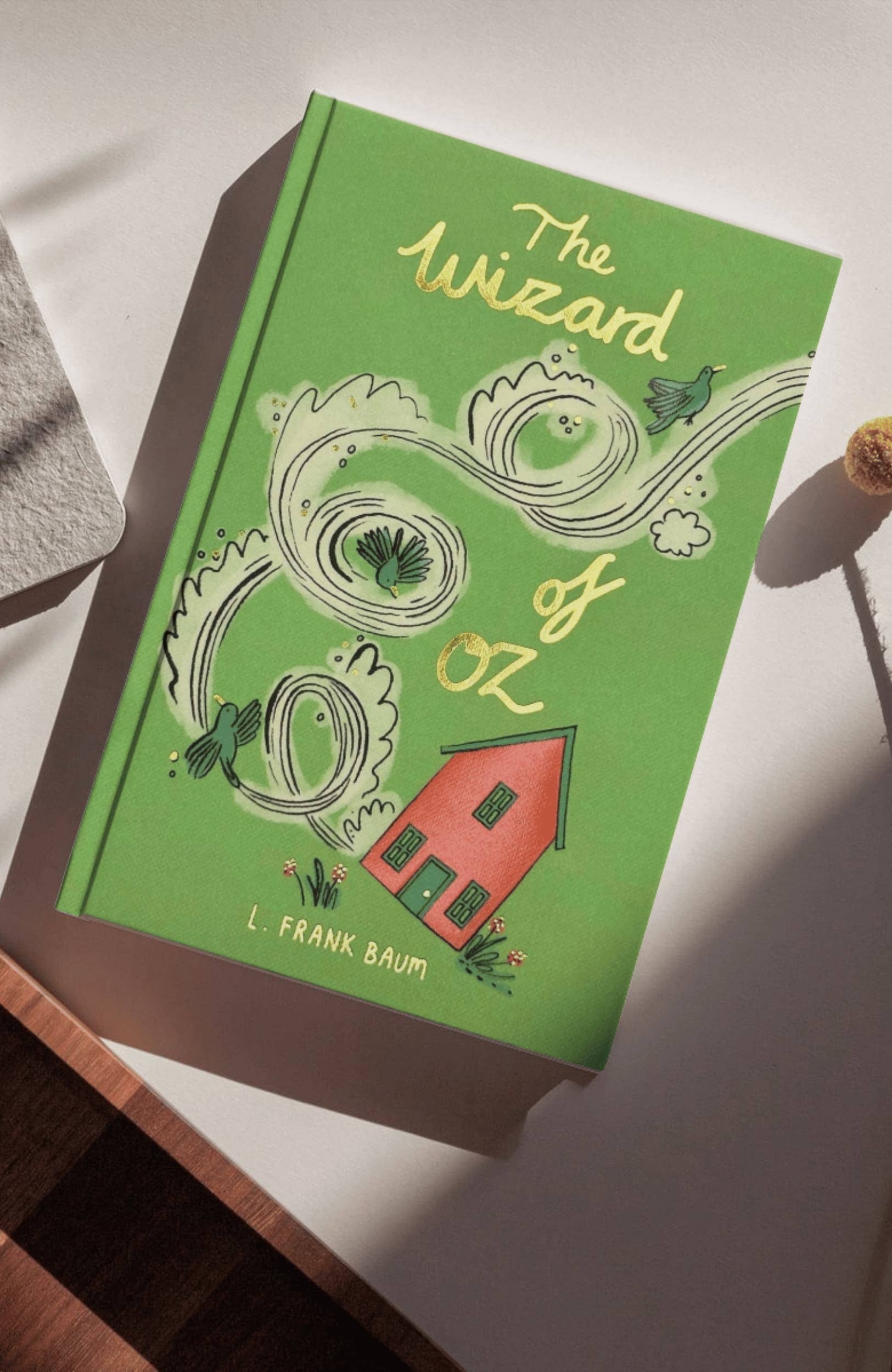 WIZARD OF OZ (COLLECTOR’S EDITION BOOK) BOOK