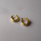 CONTEMPORARY HOOP EARRING