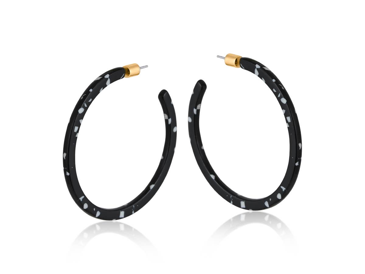 MARSEILLE THINK RESIN HOOP EARRING, BLACK
