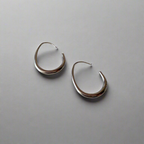 CONTEMPORARY HOOP EARRING