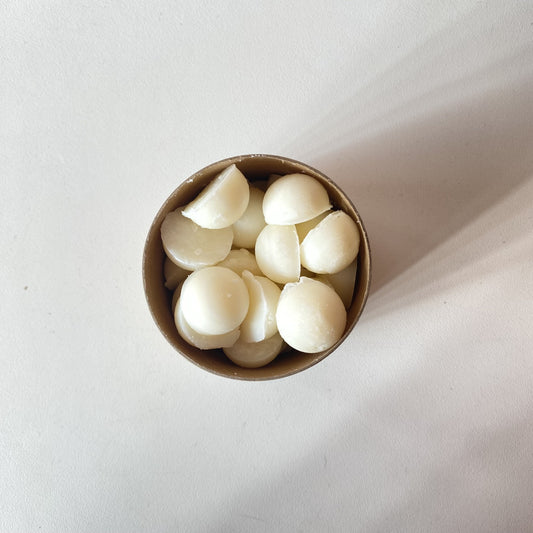 Handcrafted Calm scented wax melts by The Artibus Yard, made in small batches in Warwickshire, with notes of amber, sage and lavender in eco-friendly packaging