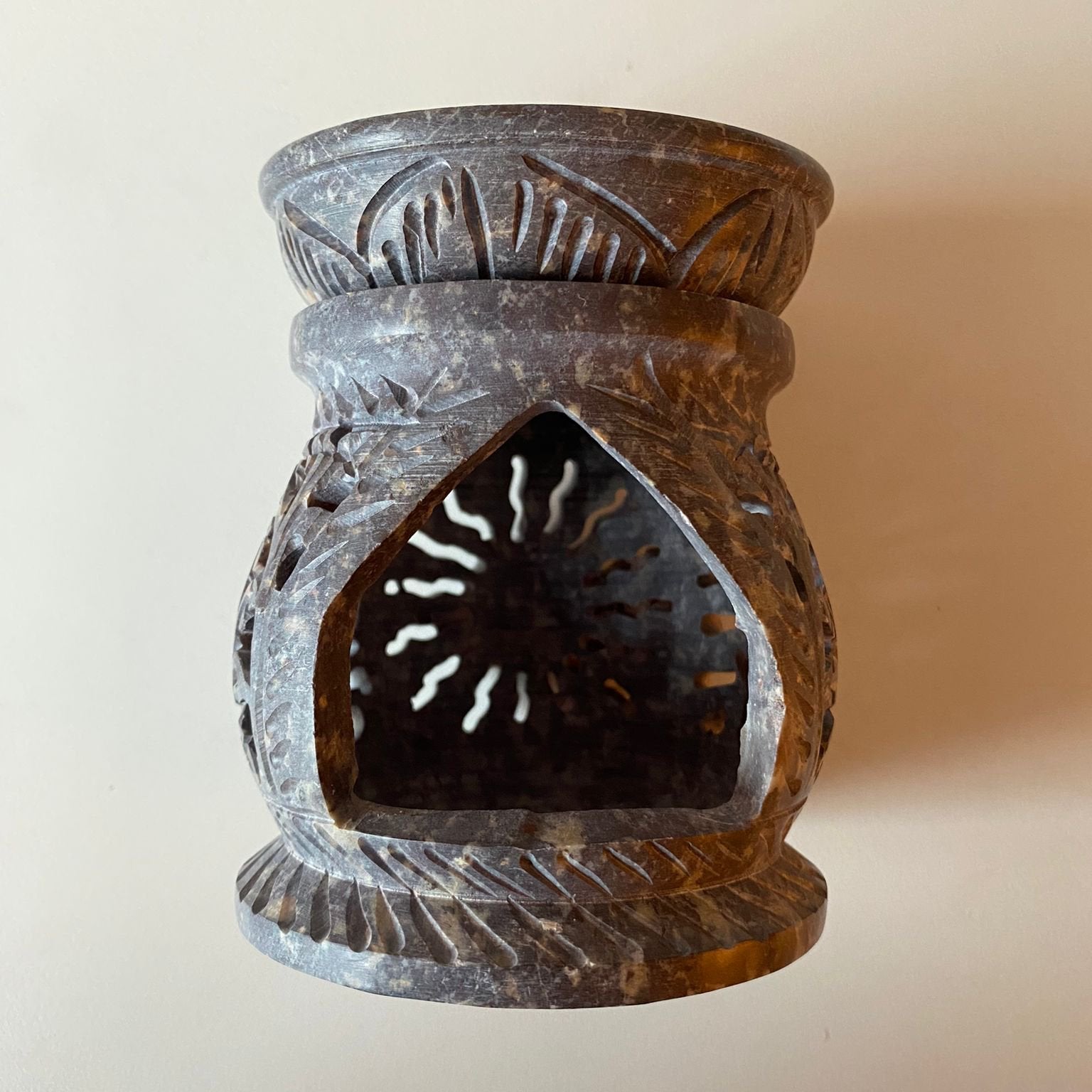 SOAPSTONE OIL BURNER