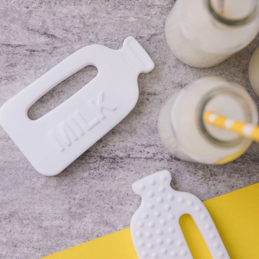 MILK BOTTLE TEETHER