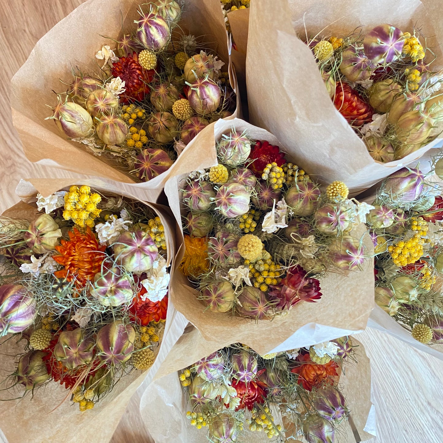 DRIED FLOWERS, YELLOWS
