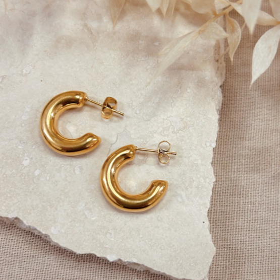 GOLD CHUBBY HOOPS