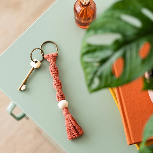 Make your own Macrame Keyring Kit